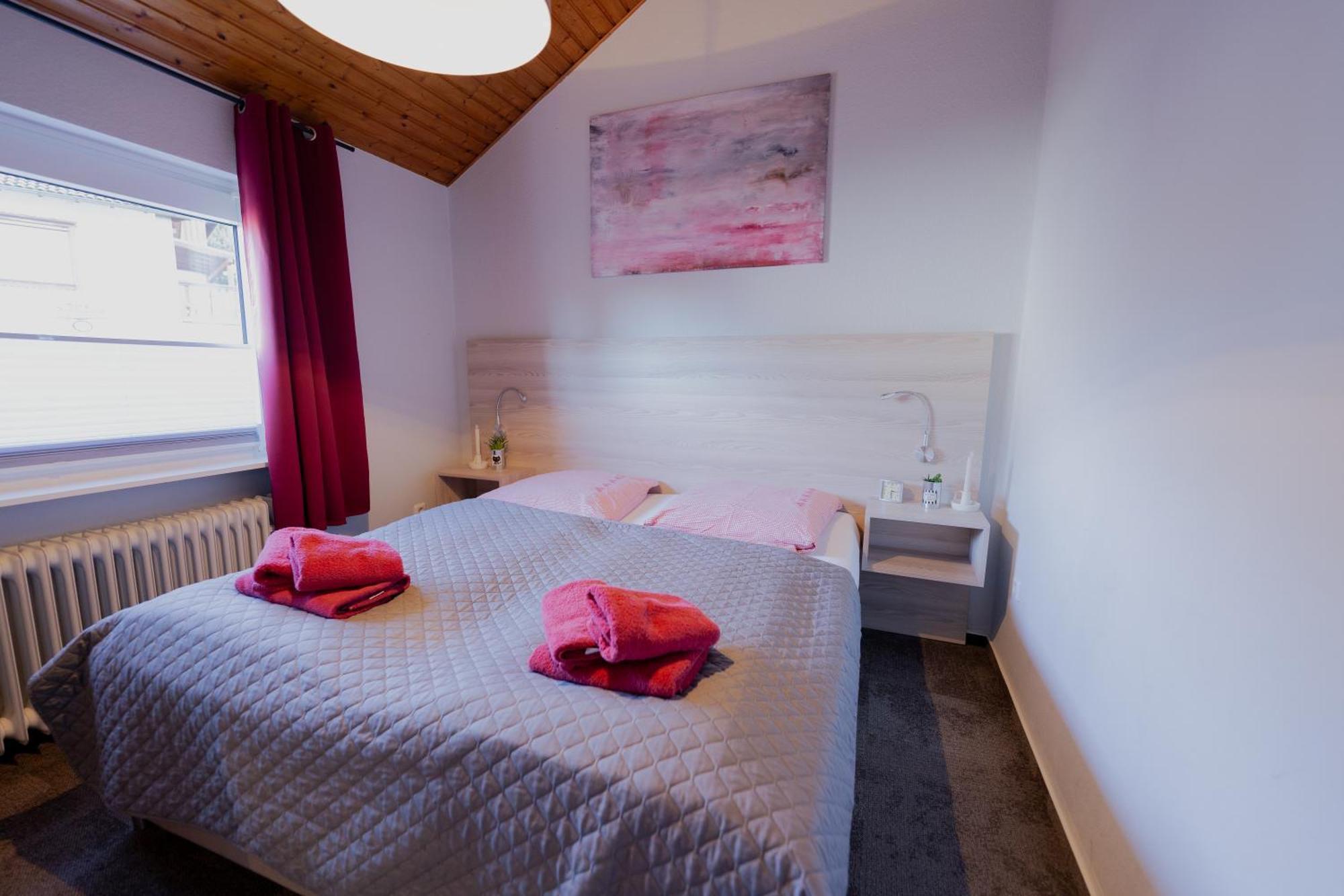 Ferienhaus Schoene Aussicht Ferienwohnung Rot Hemfurth-Edersee Eksteriør billede